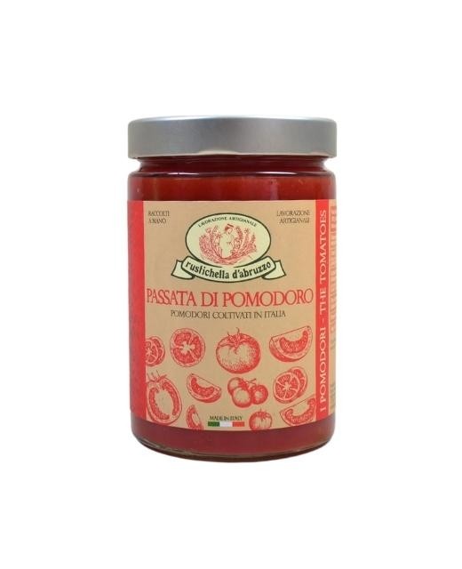 Tomato passata