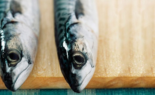 Mackerel filets cooked with curry and almonds - La Belle-Iloise