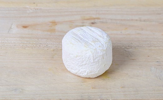 Chavignol goat cheese - farmhouse - Edélices Fromagerie